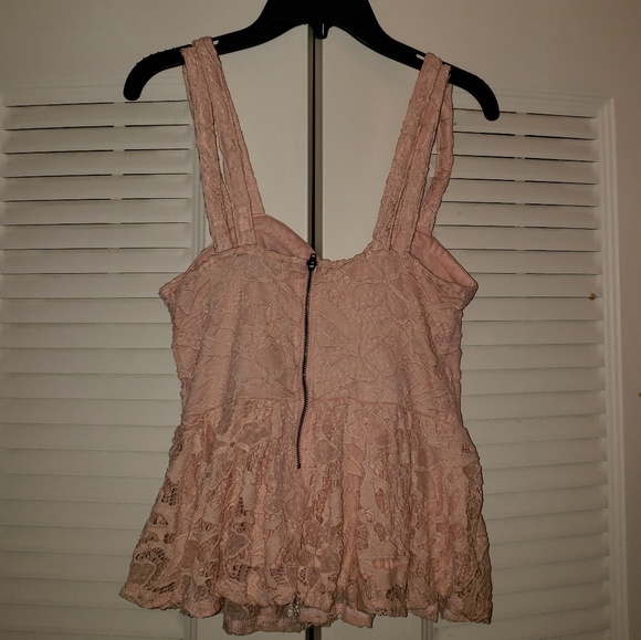 Top - Picture 2 of 2